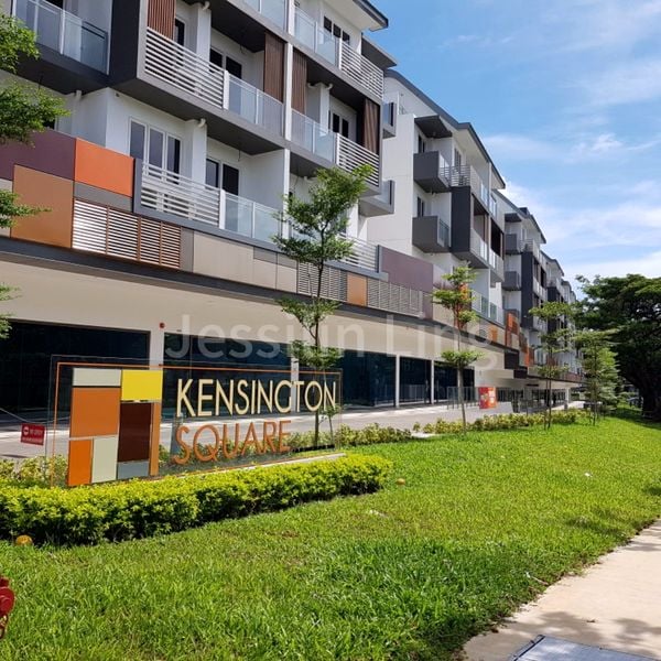 Studio Condo for Rent in Kensington Square - Image 2