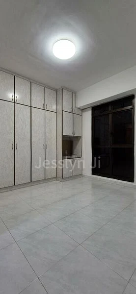 5 Room (5I) HDB for Rent in  299B Compassvale Street - Image 6