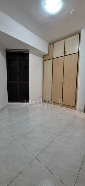 5 Room (5I) HDB for Rent in  299B Compassvale Street - Image 4
