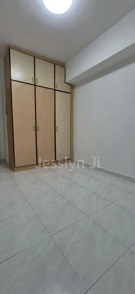 5 Room (5I) HDB for Rent in  299B Compassvale Street - Image 5