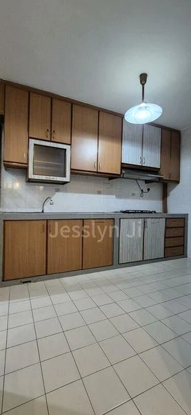 5 Room (5I) HDB for Rent in  299B Compassvale Street - Image 7