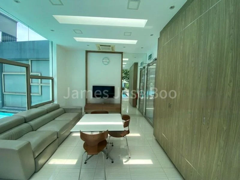 4 Bed Condo for Rent in The Waterline - Image 8