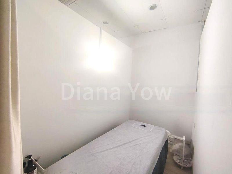 Mall Shop for Rent: The Adelphi - Image 6