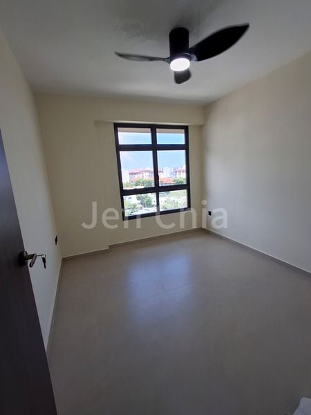 Common Room (HDB) for Rent in  226A Bartley Walk - Image 1