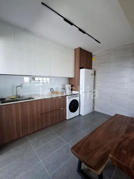 Common Room (HDB) for Rent in  226A Bartley Walk - Image 4