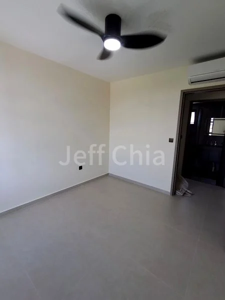 Common Room (HDB) for Rent in  226A Bartley Walk - Image 2