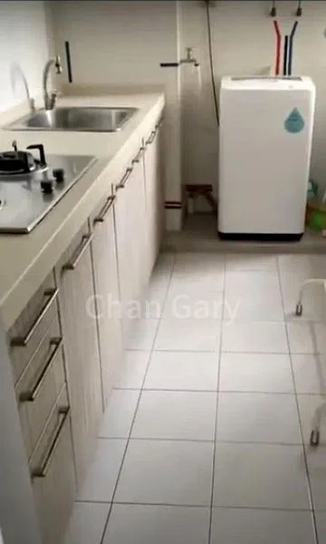 Master Room (HDB) for Rent in 90 Tanglin Halt Road - Image 2