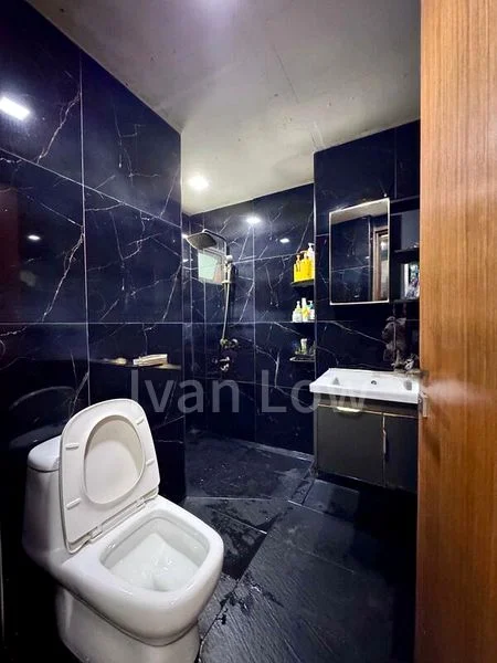 3 Bed Executive Condo for Sale in  Watercolours - Image 1
