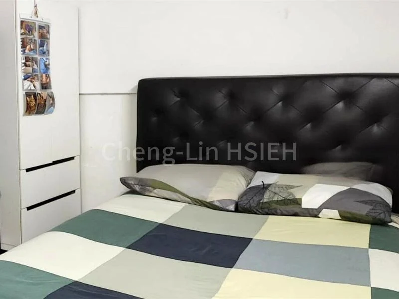 Common Room (Condo) for Rent in  Pandan Valley - Image 16