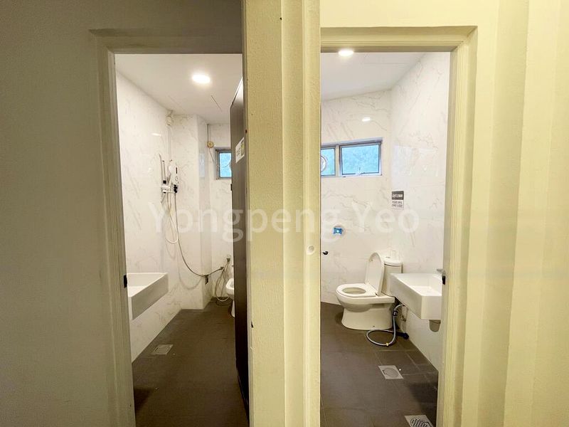 Light Industrial (B1) for Rent: Kung Chong Road - Image 9