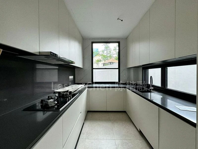 5 Bed Semi-Detached House (Landed) for Sale in  Kembangan Gardens - Image 2