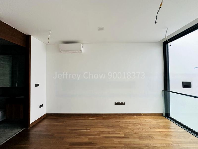 5 Bed Terraced House (Landed) for Sale in  Whitley Road - Image 4