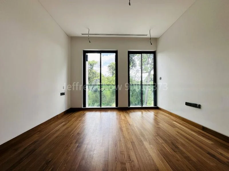 5 Bed Terraced House (Landed) for Sale in  Whitley Road - Image 3