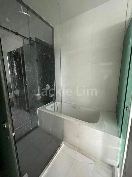 1 Bed Condo for Sale in  The Tennery - Image 5