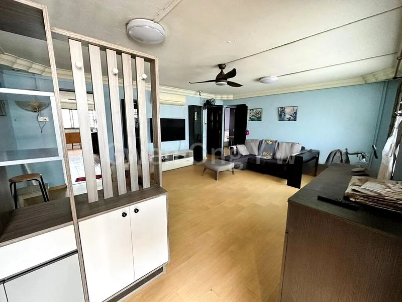 4 Room (4A) HDB for Rent in 422 Bukit Batok West Avenue 2 - Image 3