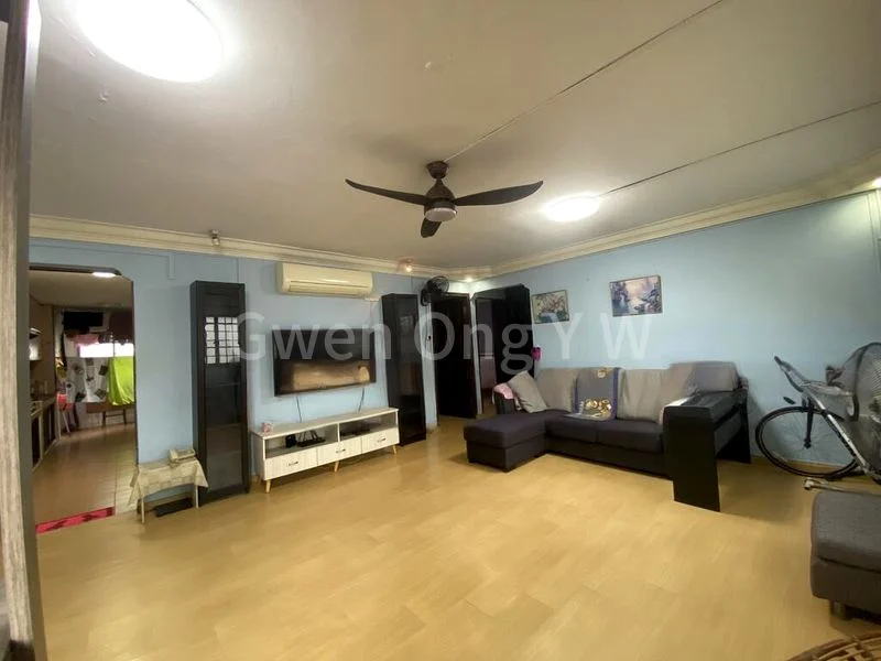 4 Room (4A) HDB for Rent in 422 Bukit Batok West Avenue 2 - Image 1