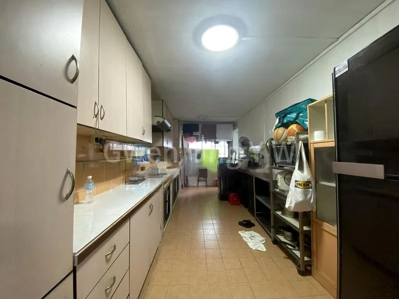 4 Room (4A) HDB for Rent in 422 Bukit Batok West Avenue 2 - Image 4