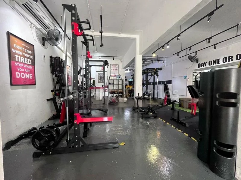 Shop / Shophouse for Rent: Frankel Ave - Image 5