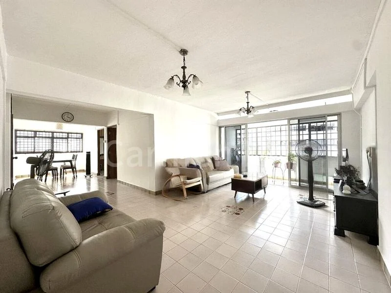 5 Room (5I) HDB for Sale in  52 Telok Blangah Drive - Image 1