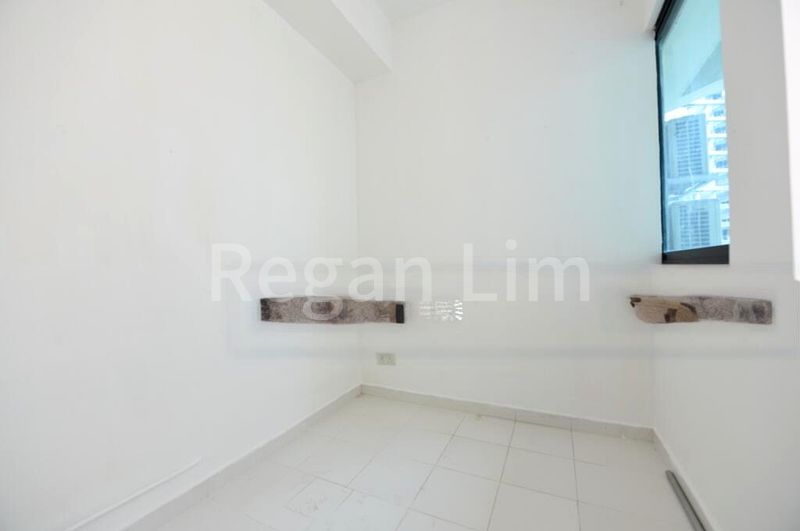 5 Bed Condo for Rent in  Spring Grove - Image 15