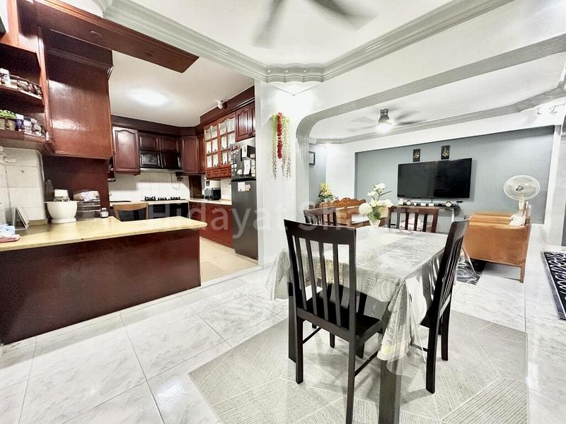 5 Room (5I) HDB for Sale in  155 Jalan Teck Whye - Image 7