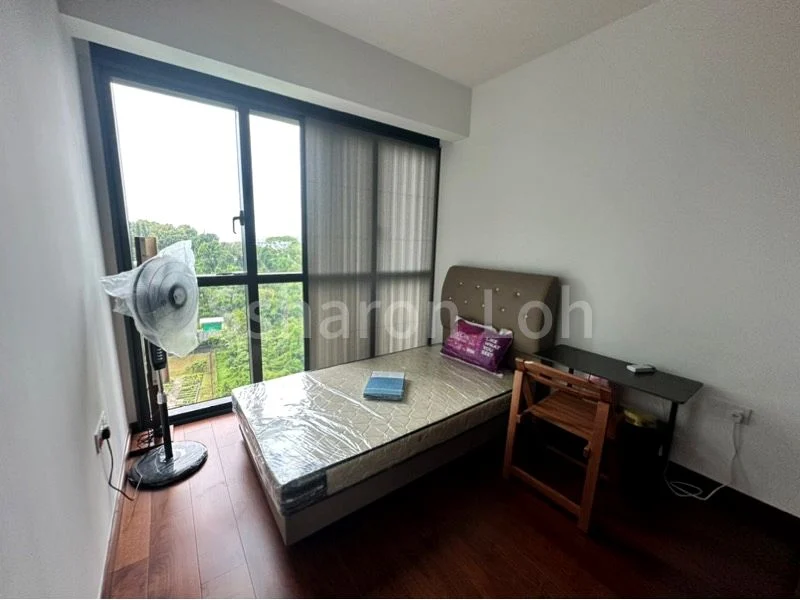 Common Room (Condo) for Rent in Normanton Park - Image 4