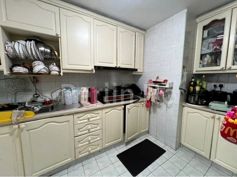 3 Bed (Condo) for Sale in  Santa Fe Mansions - Image 10