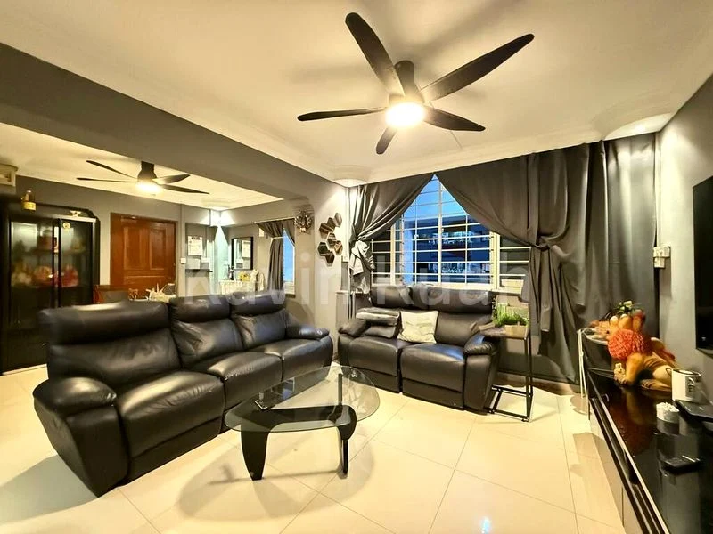 4 Room (4A) HDB for Sale in  237 Choa Chu Kang Central - Image 2