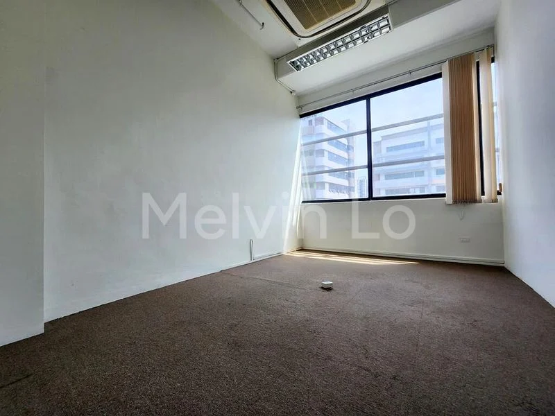 Light Industrial (B1) for Sale: E-Centre @ Redhill - Image 4