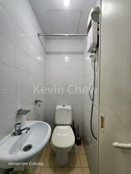 Common Room (Condo) for Rent in Meraprime - Image 2