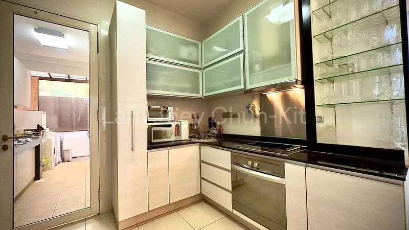 5 Bed Corner Terrace (Landed) for Sale in  Mimosa Terrace - Image 3