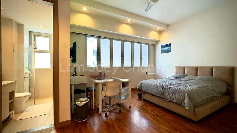 5 Bed Corner Terrace (Landed) for Sale in  Mimosa Terrace - Image 5