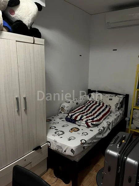 Common Room (Condo) for Rent in  The Centrepoint - Image 1