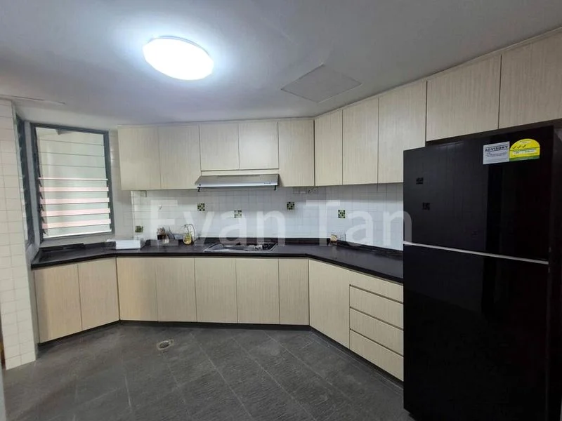 Common Room (Condo) for Rent in Cassia View - Image 3