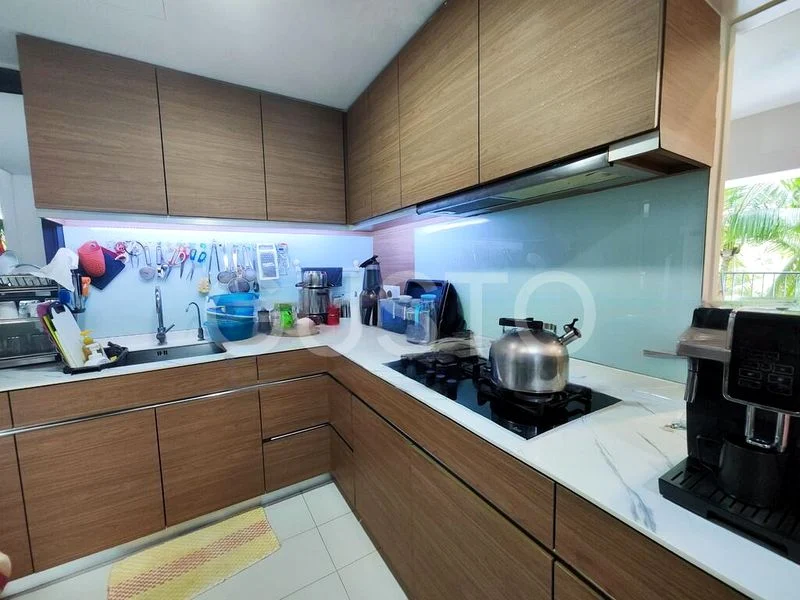 4 Bed Condo for Sale in  Coco Palms - Image 3