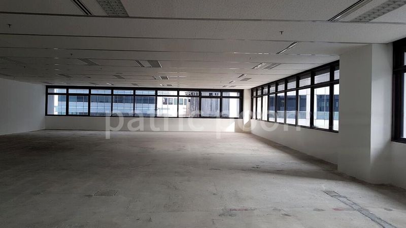 Office for Rent: Singapore Land Tower - Image 3