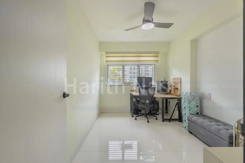 5 Room (5I) HDB for Sale in  488D Choa Chu Kang Avenue 5 - Image 11