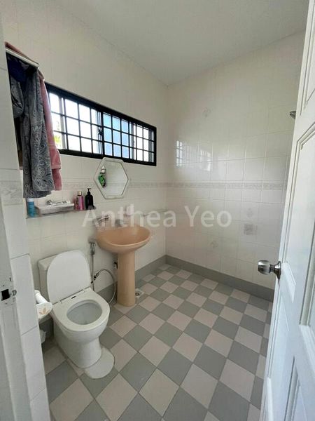 4 Bed Semi-Detached House (Landed) for Rent in  Bukit Loyang Estate - Image 11