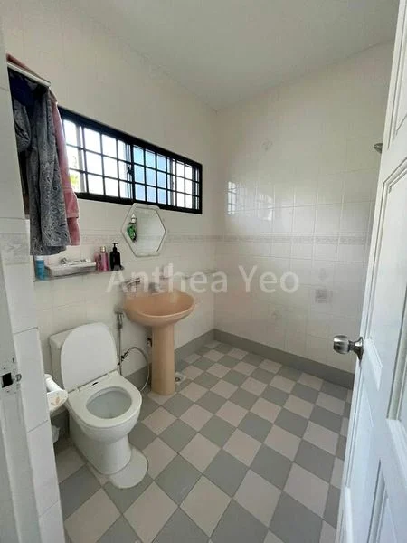 4 Bed Semi-Detached House (Landed) for Rent in  Bukit Loyang Estate - Image 12