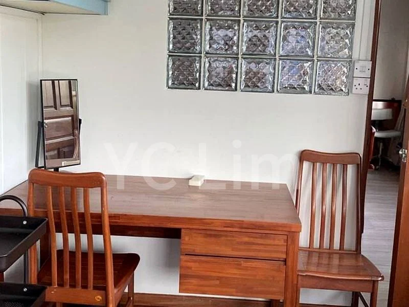 Common Room (HDB) for Rent in  698C Hougang Street 52 - Image 2