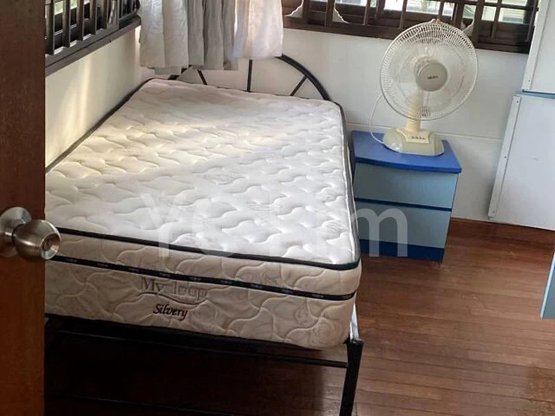 Common Room (HDB) for Rent in  698C Hougang Street 52 - Image 1