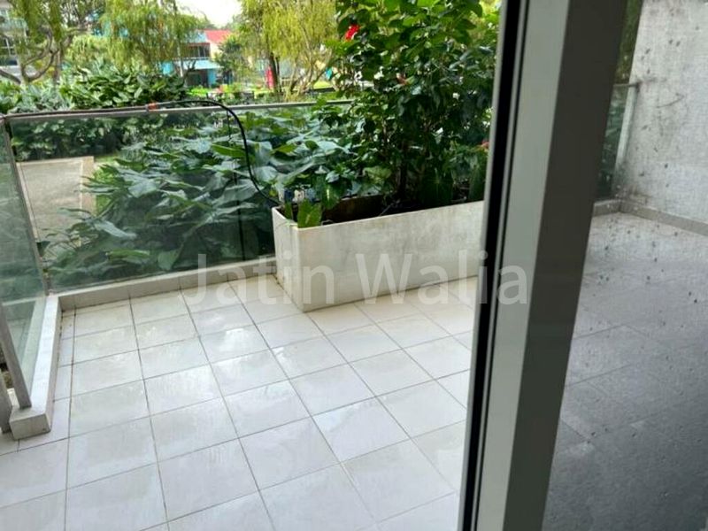 2 Bed Condo for Rent in  The Esta - Image 6