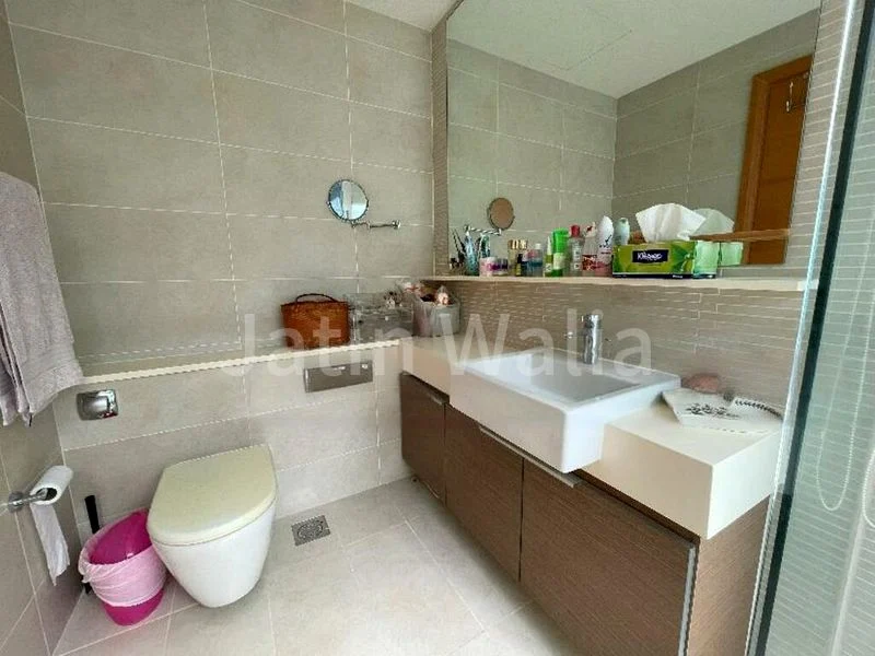 2 Bed Condo for Rent in  The Esta - Image 4
