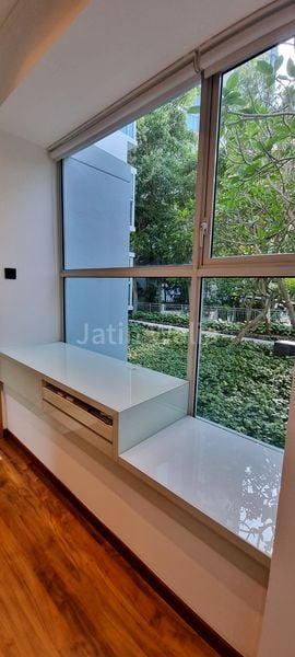 2 Bed Condo for Rent in  The Esta - Image 15