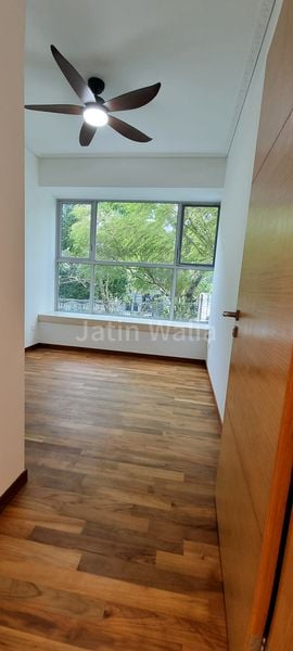 2 Bed Condo for Rent in  The Esta - Image 9