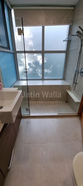 2 Bed Condo for Rent in  The Esta - Image 18