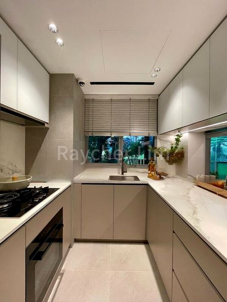 4 Bed Condo for Sale in Zion Road - Image 11