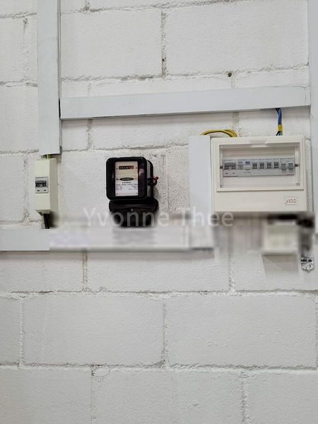 Light Industrial (B1) for Sale: Lam Soon Industrial Building - Image 6