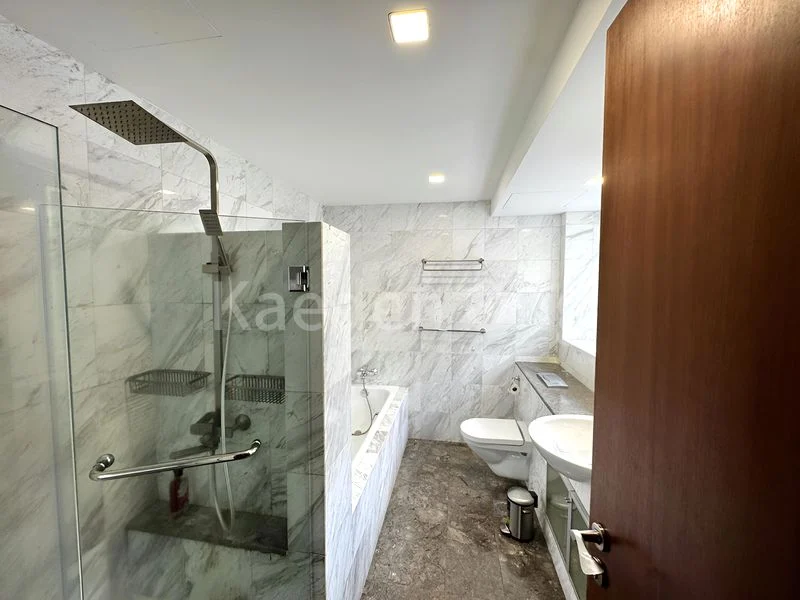 4+1 Bed Terraced House (Landed) for Rent in Goldenhill Villas - Image 5