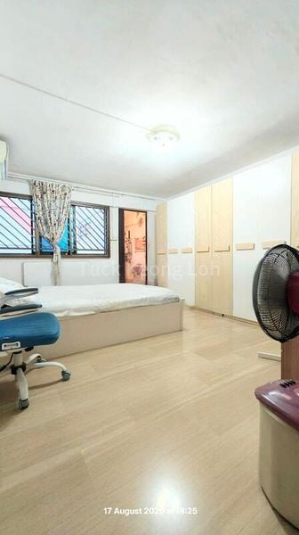 5 Room (5A) HDB for Sale in 349 Woodlands Avenue 3 - Image 2